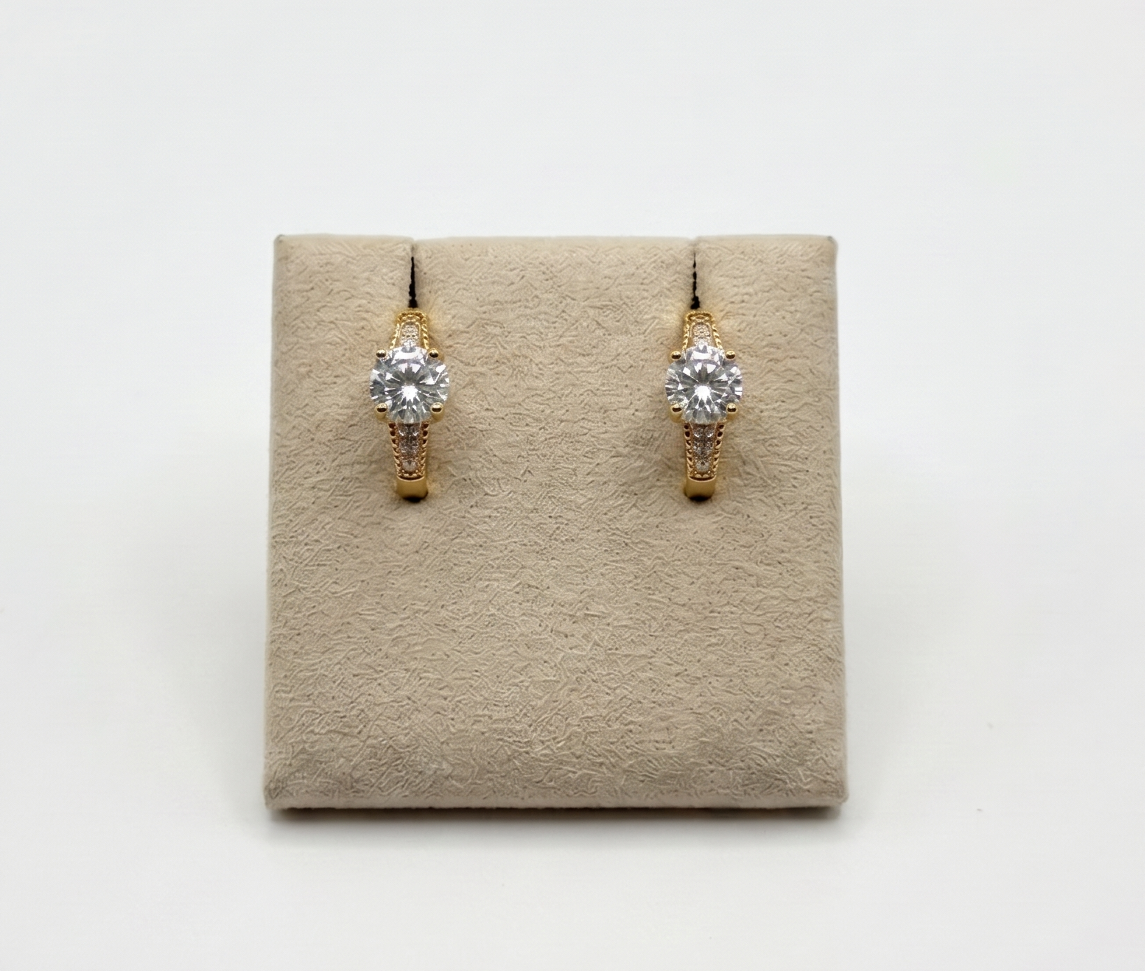 Classic Solitaire Zircon Stud Earrings