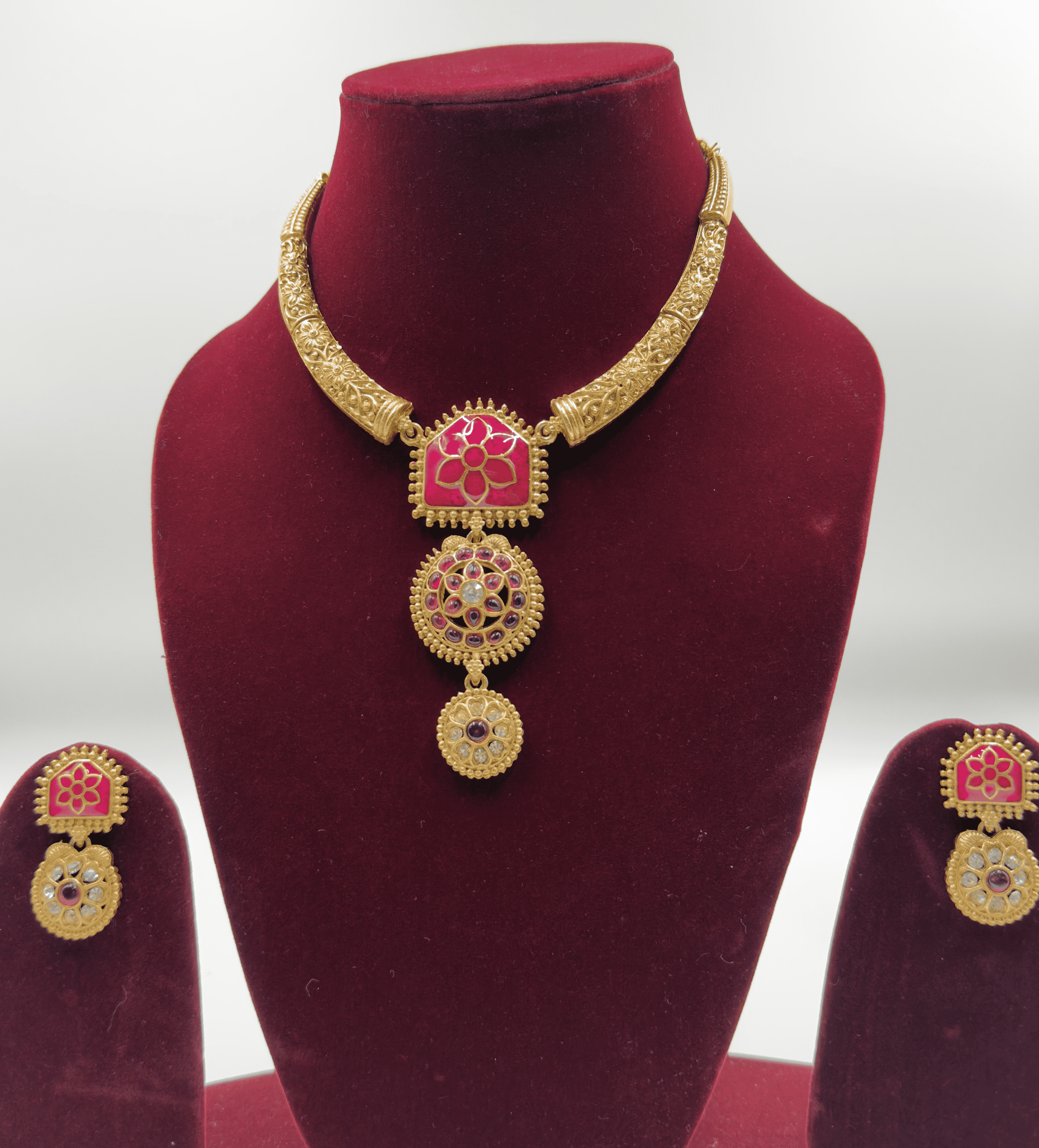 Ruby Floral Antique Choker Necklace Set