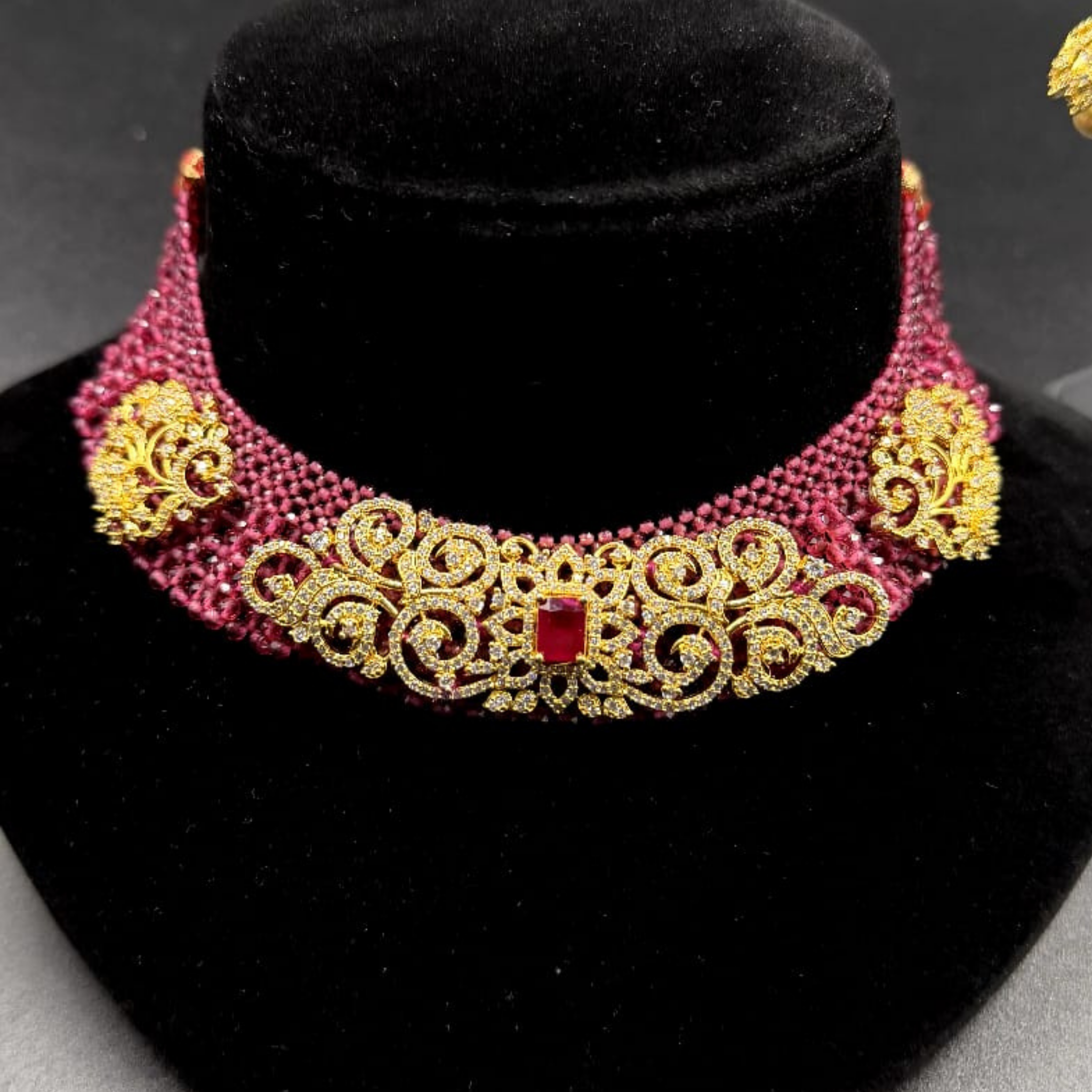 Ruby Mesh Heritage Choker Set
