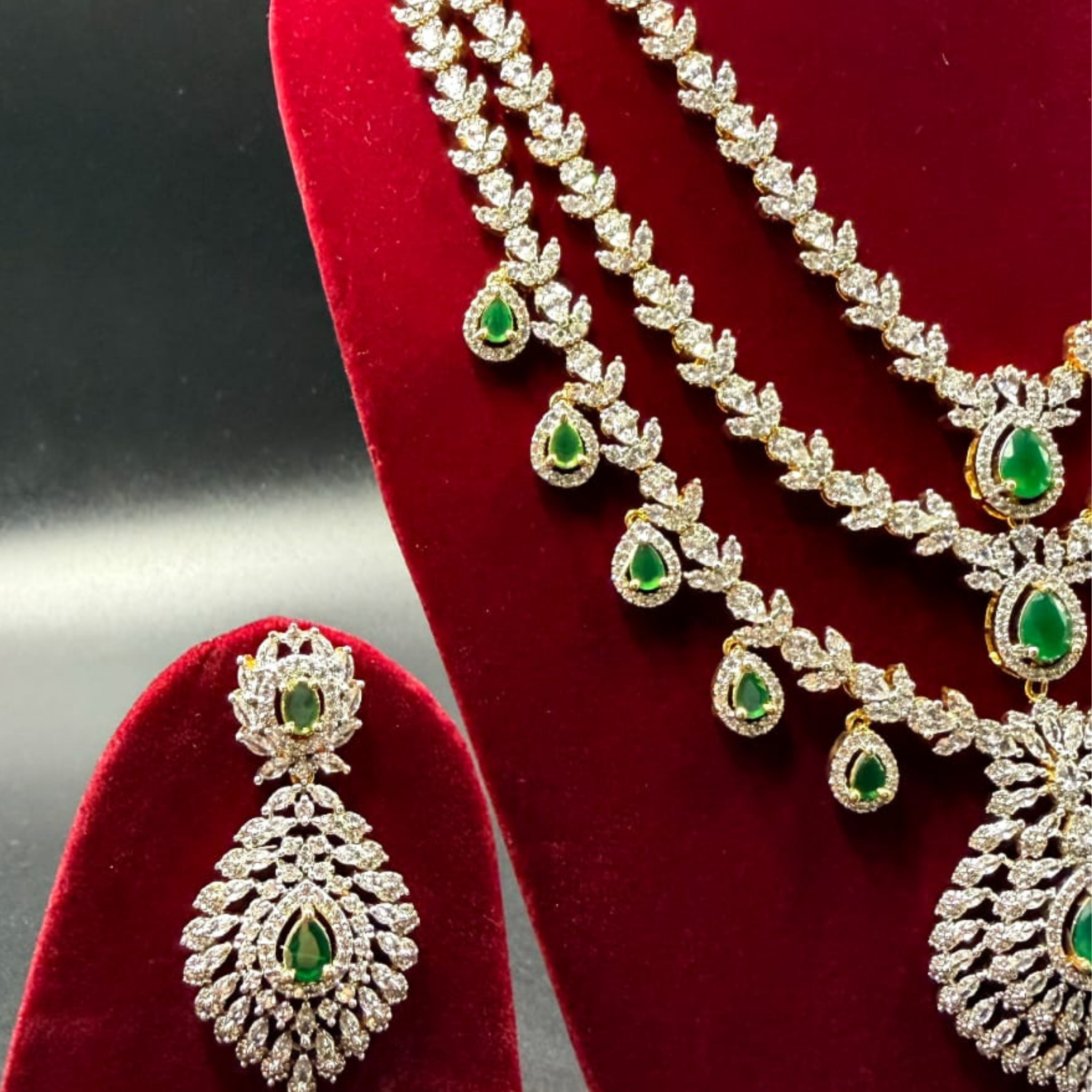 Emerald Royale Layered ad-Style Necklace Set