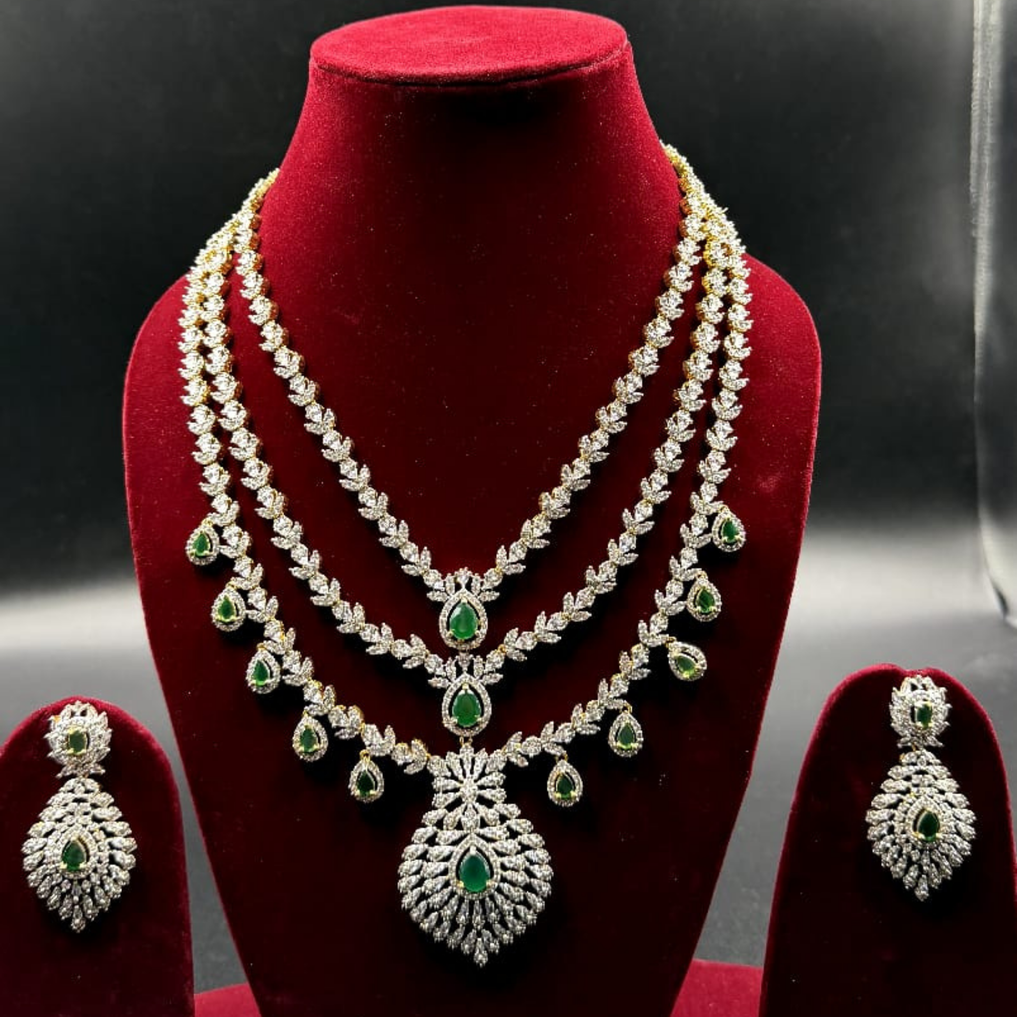 Emerald Royale Layered ad-Style Necklace Set