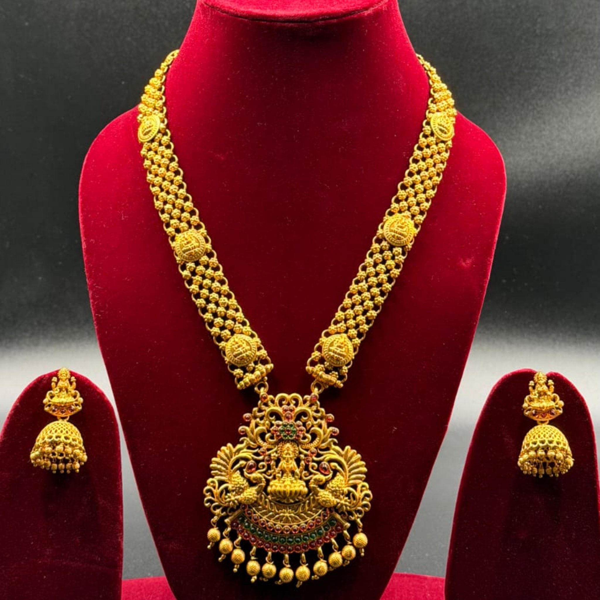 Grand Lakshmi Antique Temple Haram Set